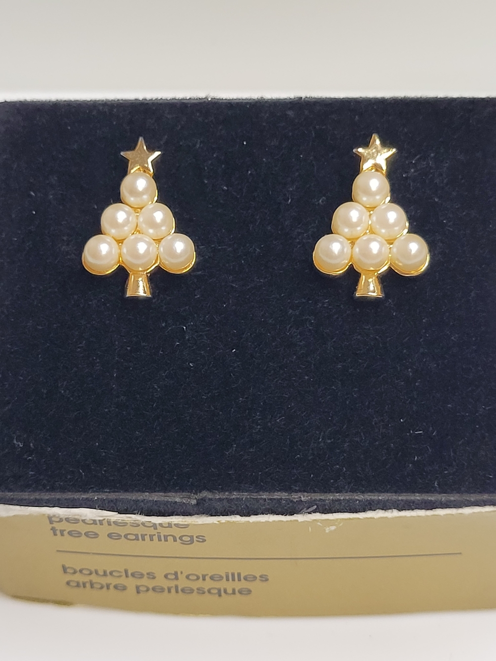 Vintage Avon 1999 Pearlesque Christmas Tree Stud Pierced Earrings NWOT